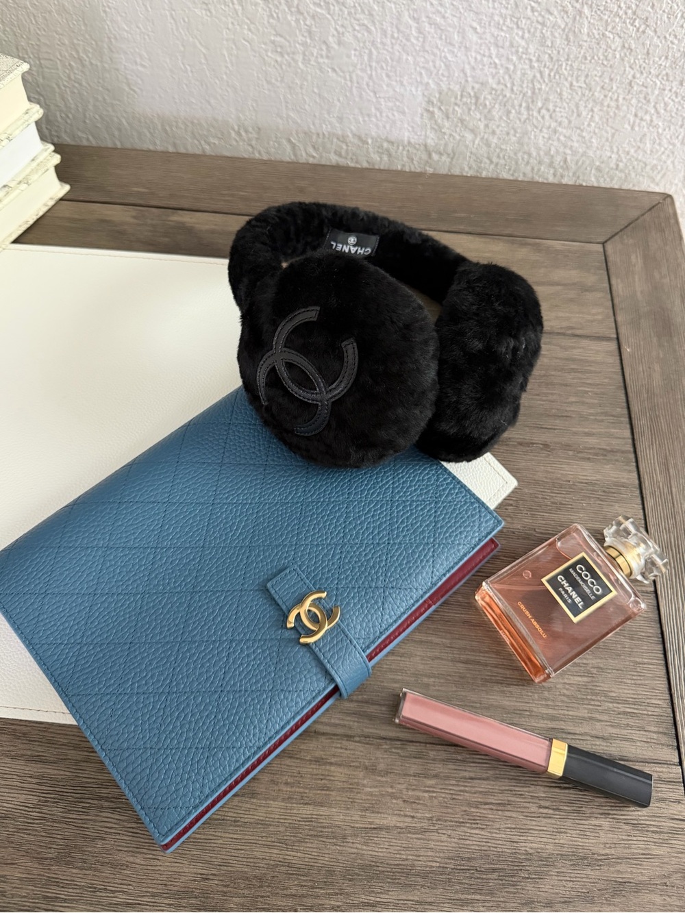 CHANEL Light Blue Quilted Leather Agenda Cover with Gold CC Clasp,notebook - Picture 7 of 7